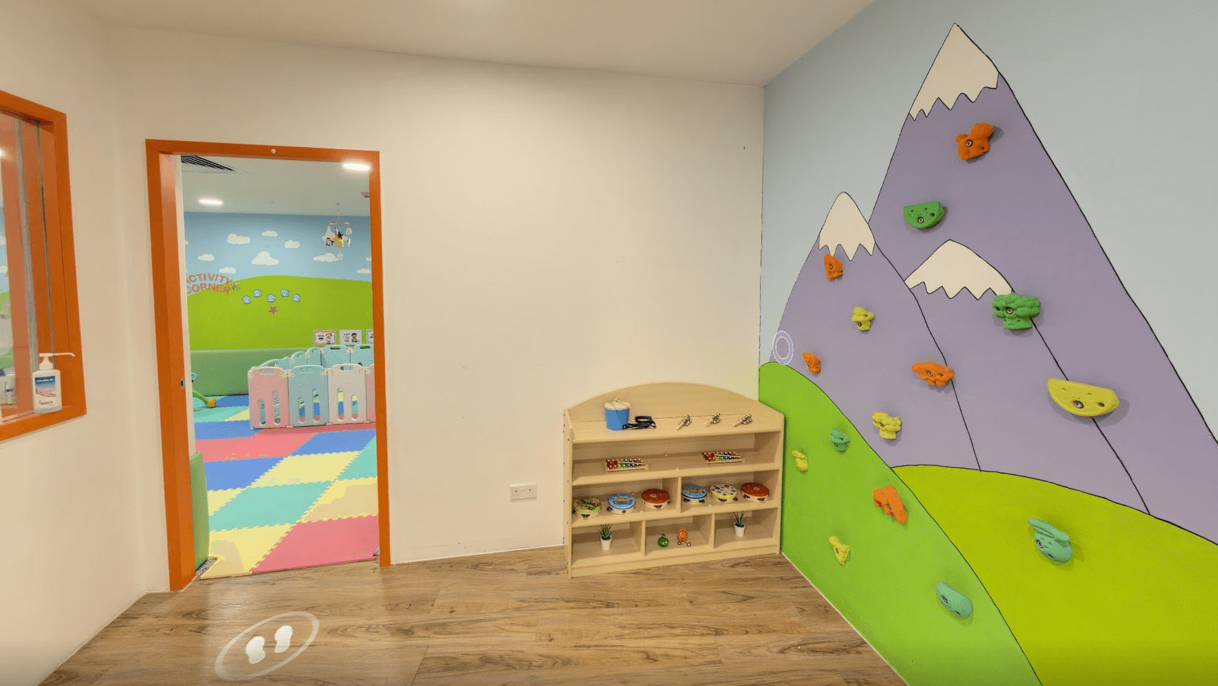 Explore Singapore School